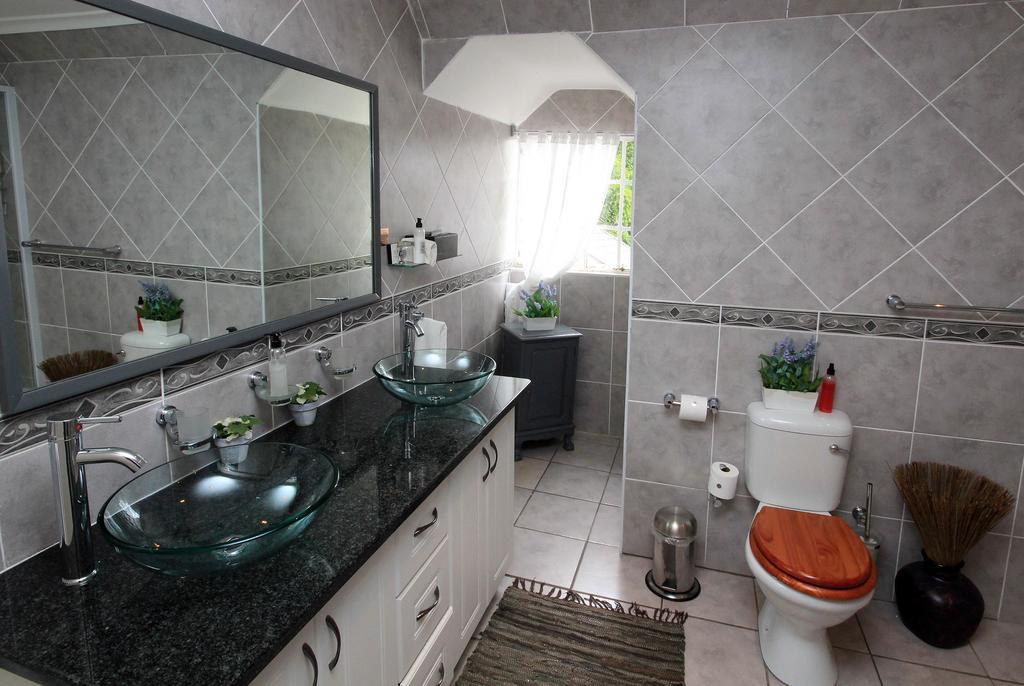 Avalon Guest Manor Hotel Newcastle Phòng bức ảnh